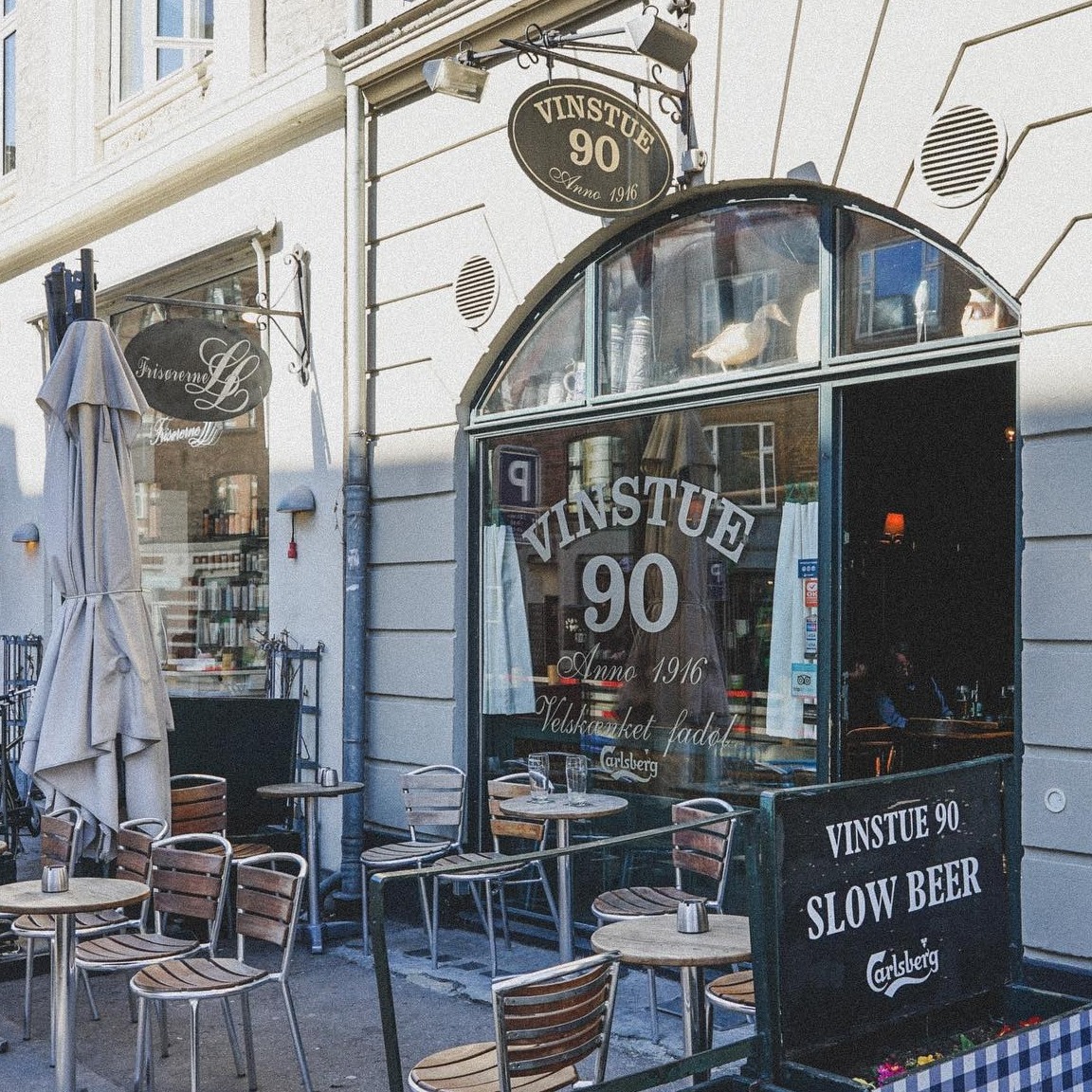 Interiør på Vinstue 90