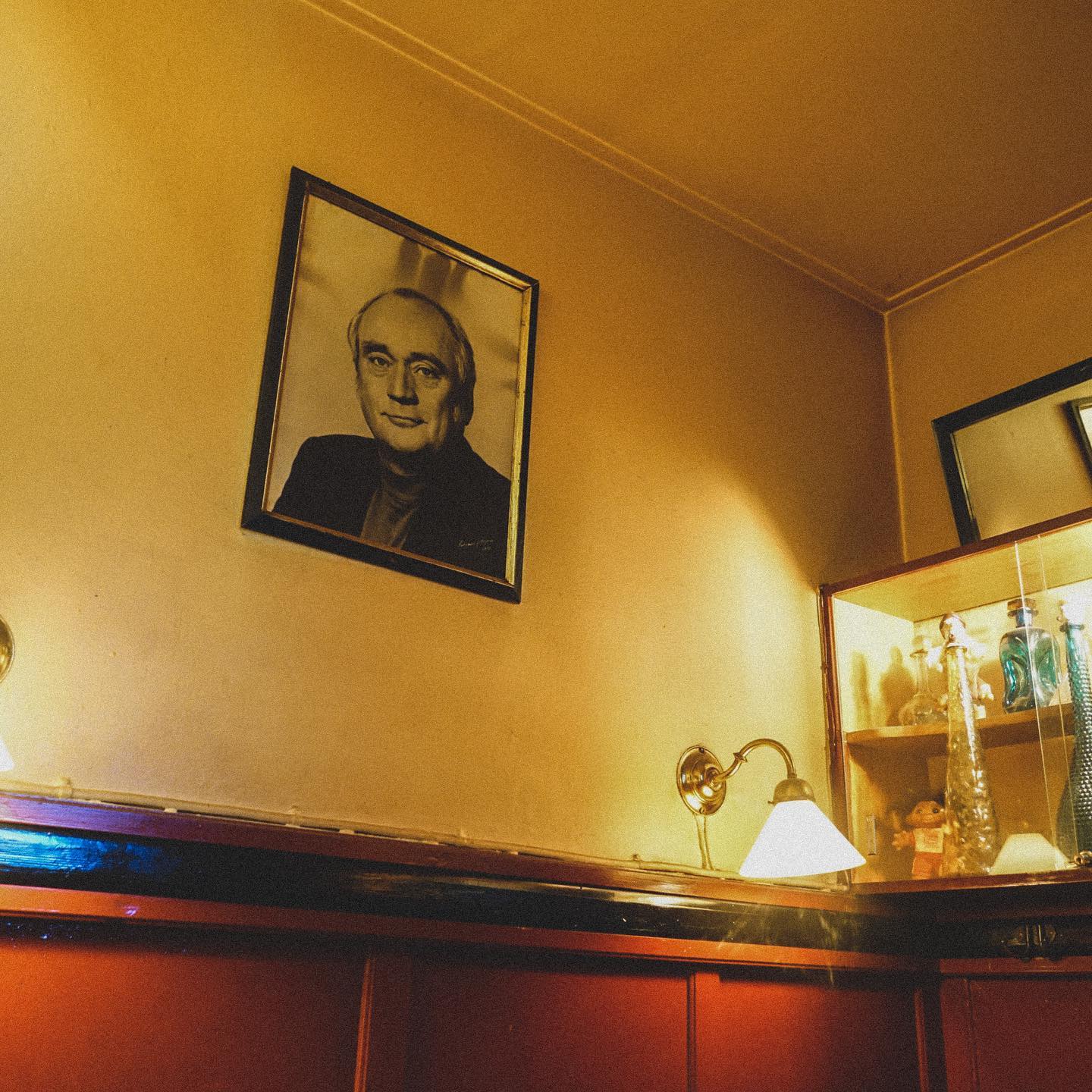 Stemning på Vinstue 90